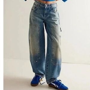Free People Distressed Loren Highrise Carpenter Barrel Jean 30 NWT